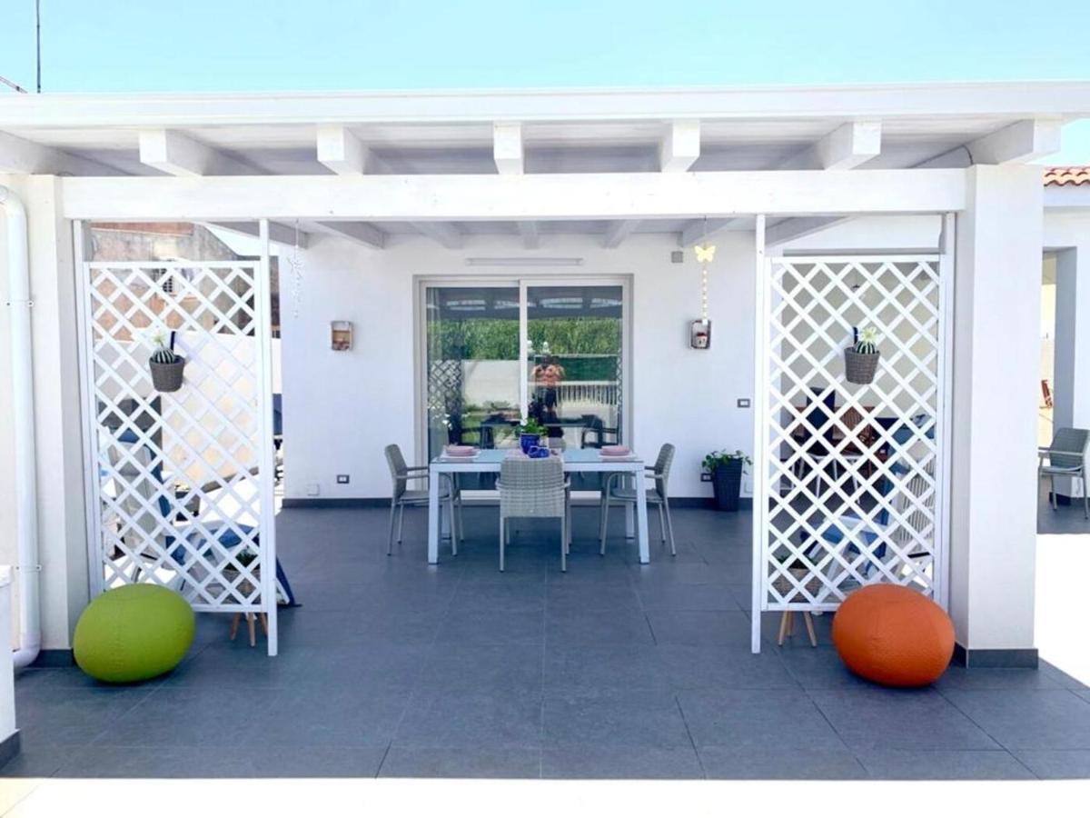 Villa White Sicilia Santa Maria Del Focallo Exterior photo